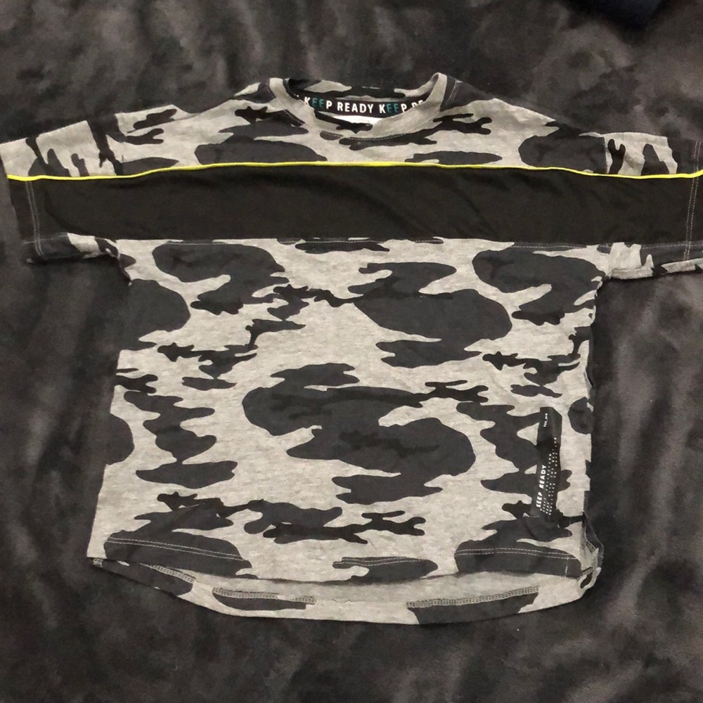 3/$15 Zara Tee